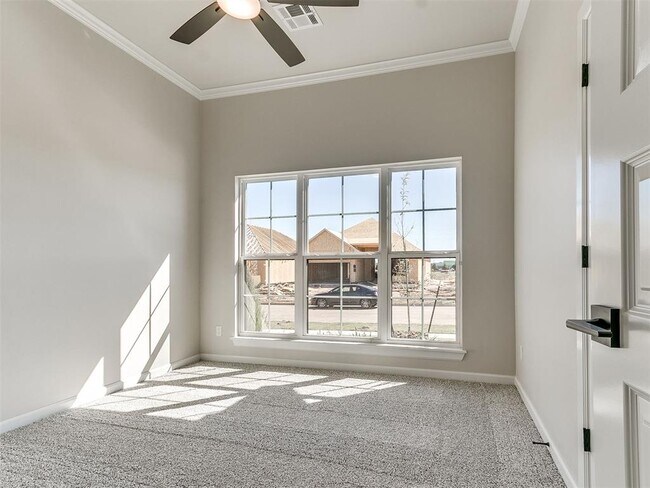 Building Photo - 2921 SW 132nd St