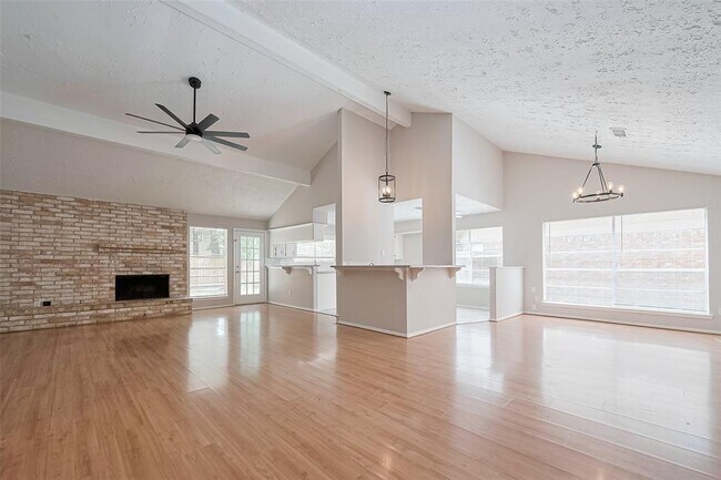 Building Photo - 2606 Lexington Woods Dr