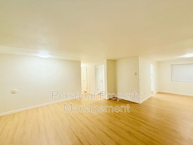 Building Photo - 519 NW 82nd St