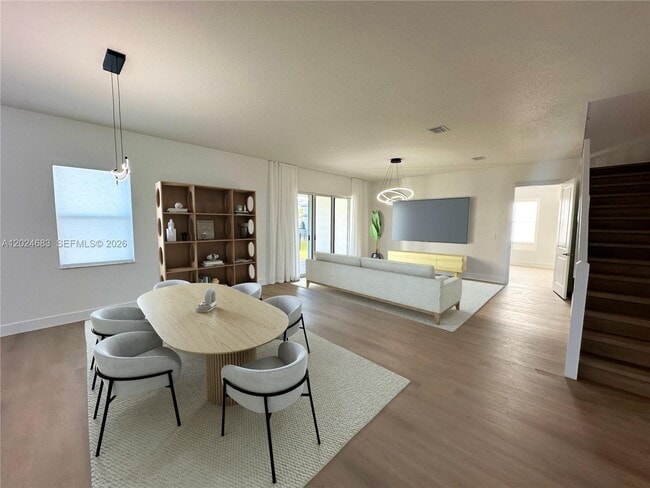 Building Photo - 12336 Green Oak Dr