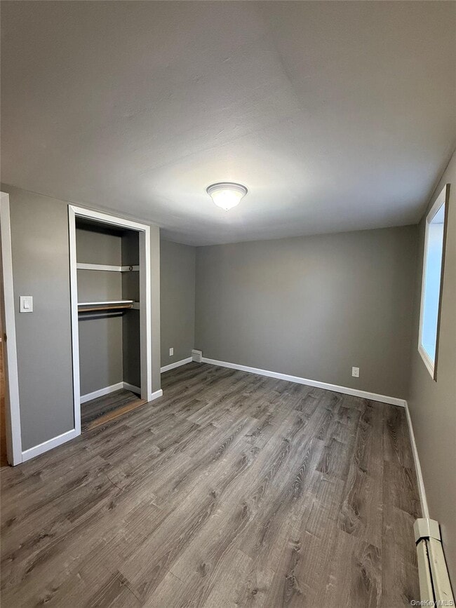 Building Photo - 60 Wheatfield Ln