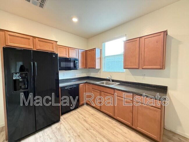 Building Photo - 2372 E Dust Devil Dr