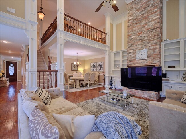 Building Photo - 16623 Manningtree Ln