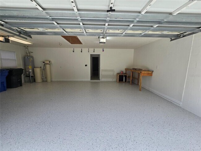 Building Photo - 15305 PALOMA PARK Ln