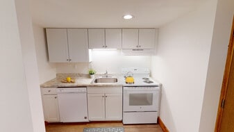 Building Photo - 115 W Lawrence Ave