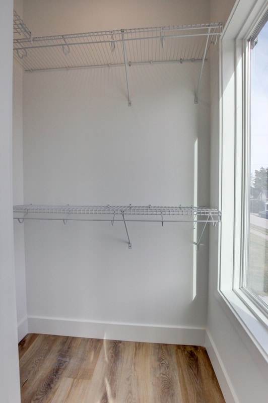 Building Photo - 226 3rd St