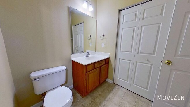 Building Photo - 5932 Hollow Wood Ct