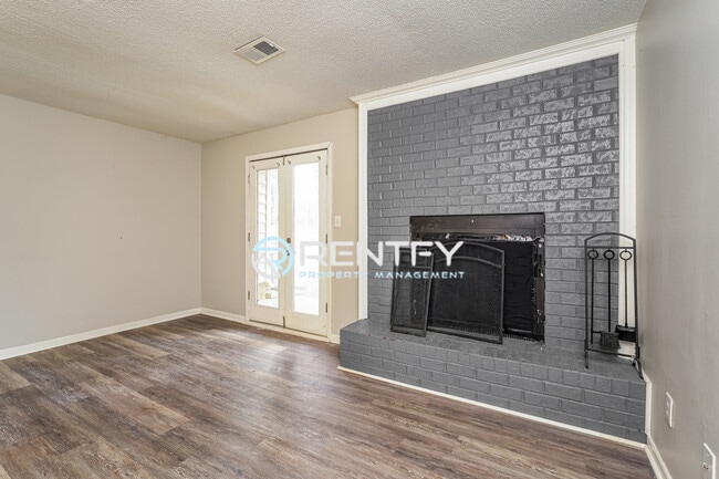 Building Photo - 312 Mar-Don Hills Ct