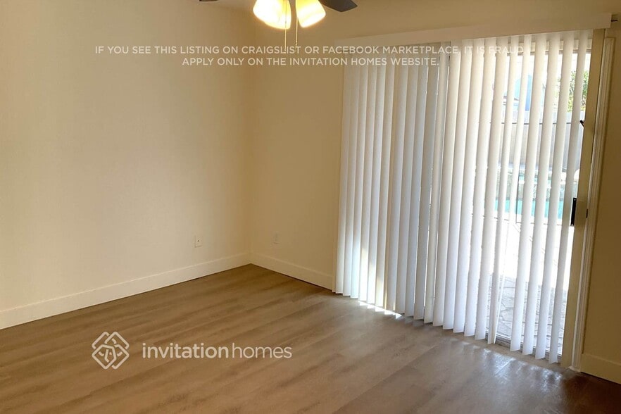 Building Photo - 2053 W Rockwell Dr