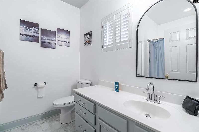 Building Photo - 324 Long Pointe Ln