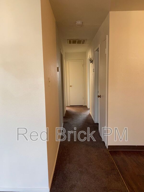 Building Photo - 3326 Carson Ct