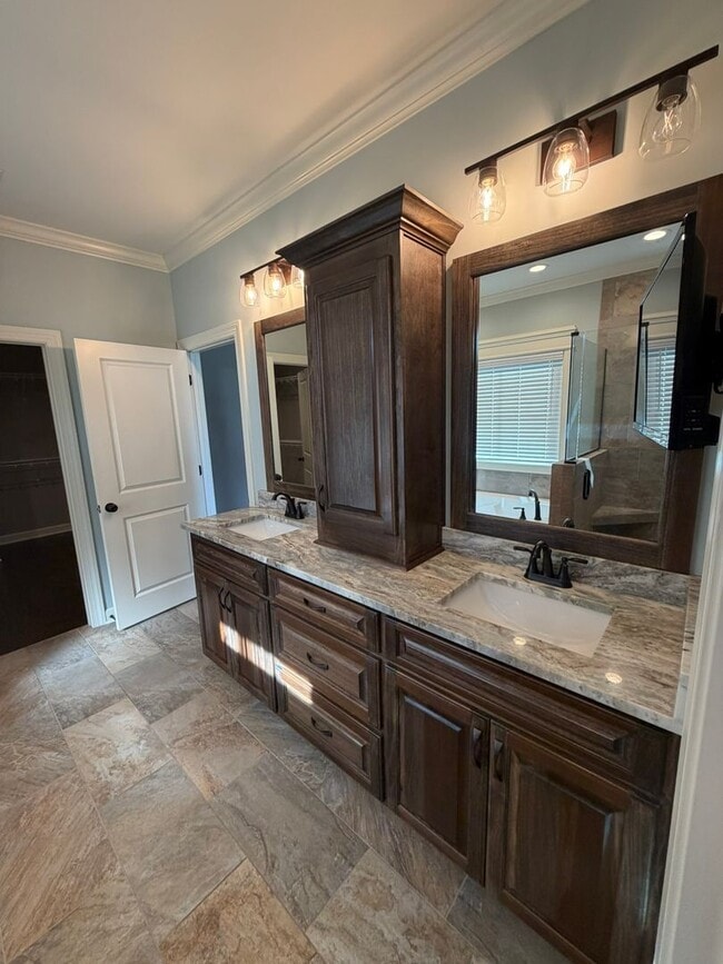 Building Photo - Maddison Subdivision