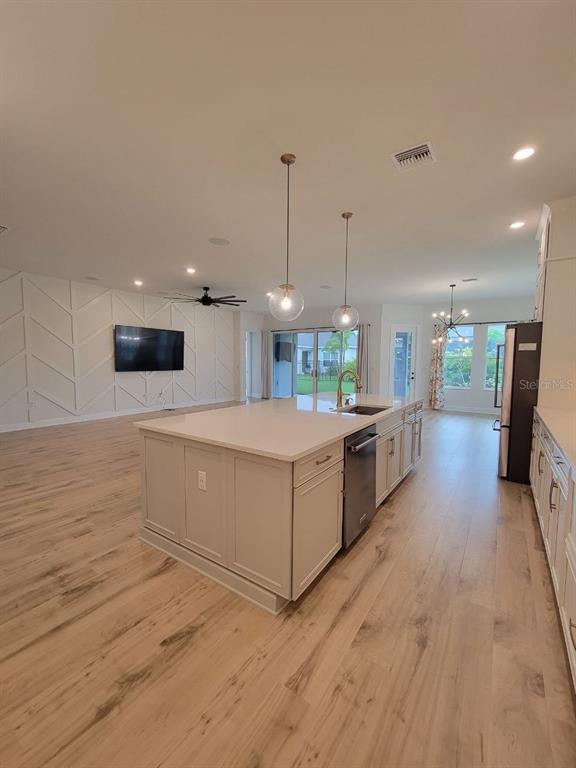 Building Photo - 7708 Paradiso Dr