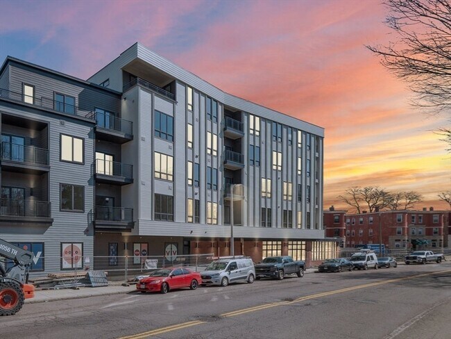 Building Photo - 500 Talbot Ave
