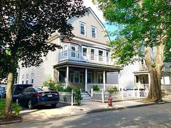 Building Photo - 33 Ossipee Rd