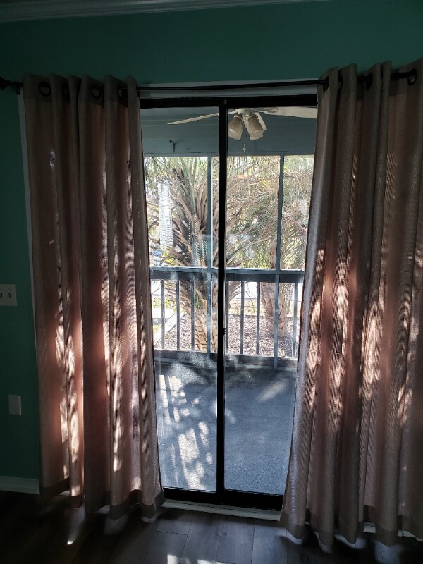 Building Photo - 4015 Fairway Dr