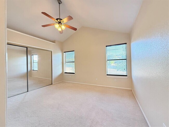 Building Photo - 11901 Swearingen Dr