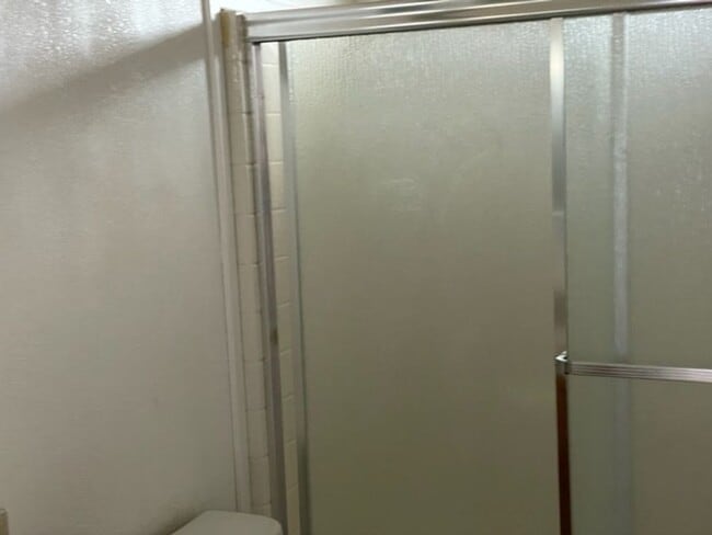 Building Photo - 273 Miriam Way