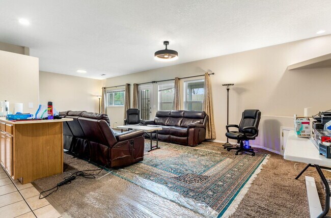 Building Photo - 1221 Paisano St NE