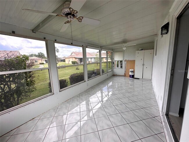 Building Photo - 22 W Country Cove Way