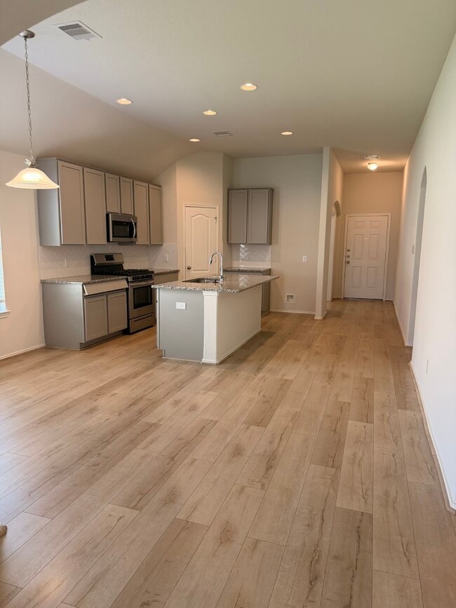 Building Photo - 3443 Hughes Mdw Wy