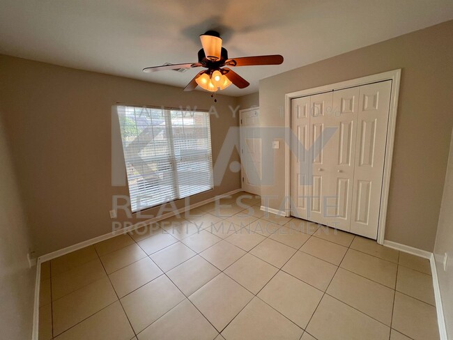 Building Photo - COMING SOON! 3 Bedroom Home in Fox Run!