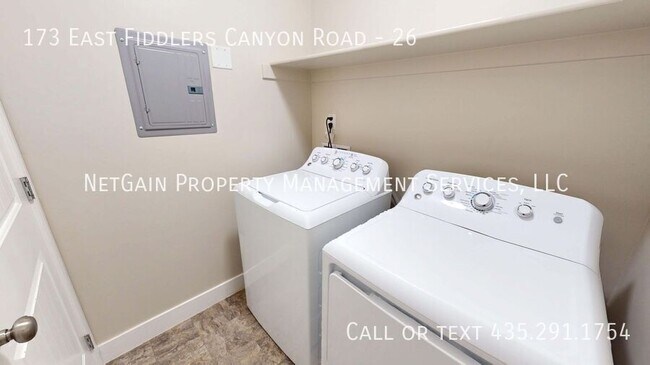Building Photo - 173 E Fiddlers Canyon Rd
