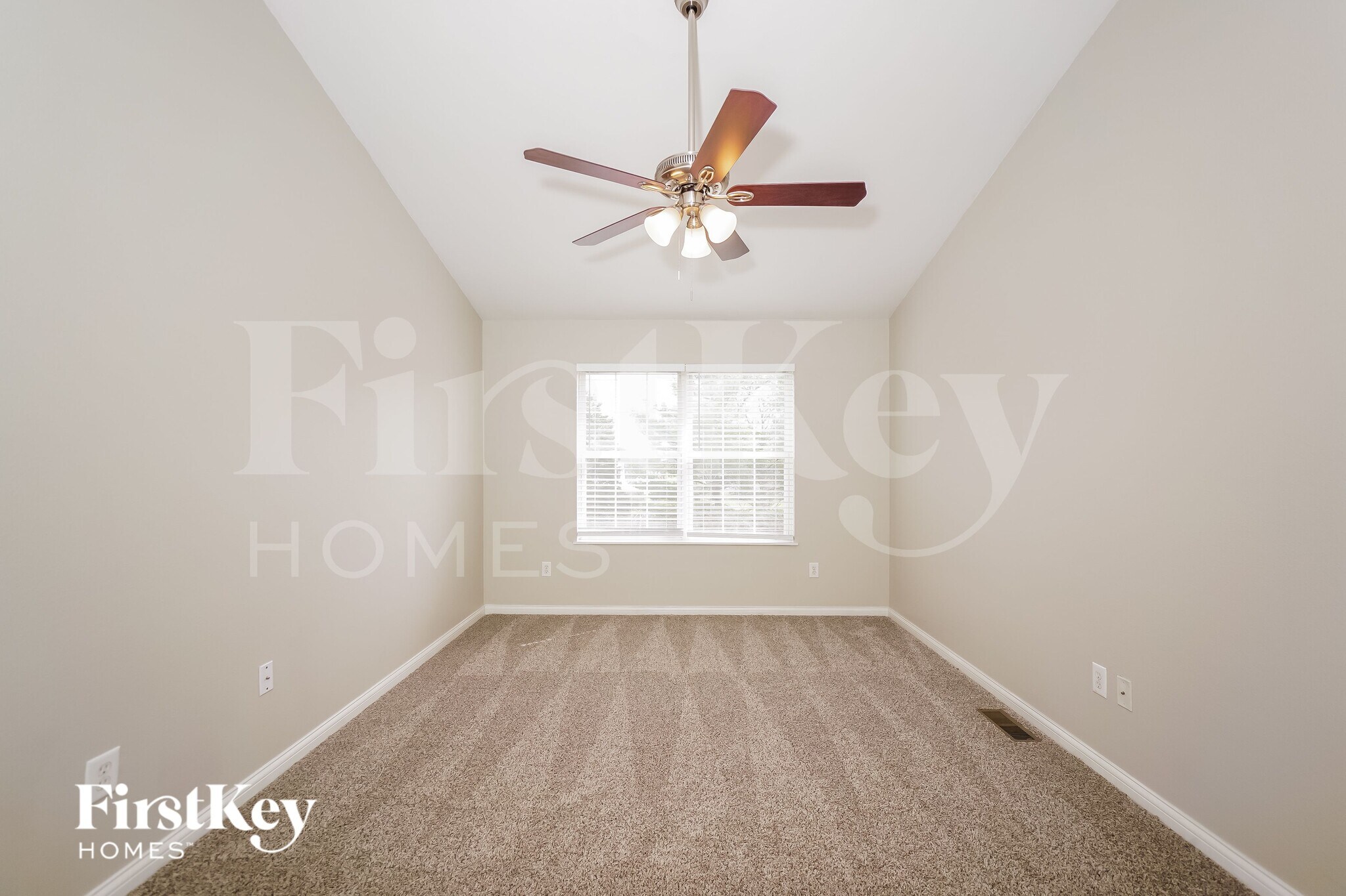 Building Photo - 6465 Matcumbe Way