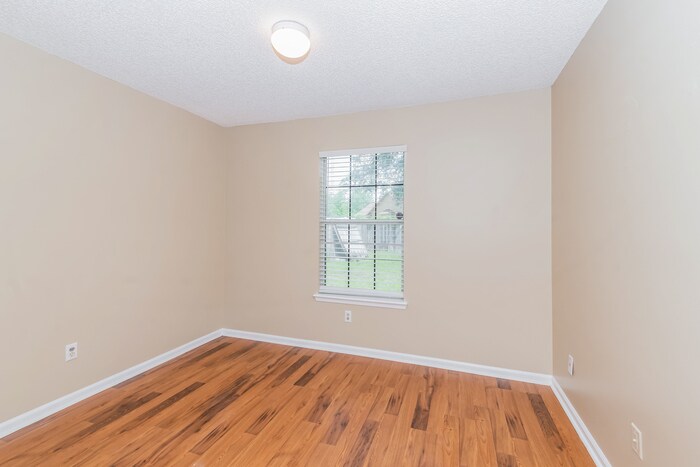 Building Photo - 2963 Waters View Cir