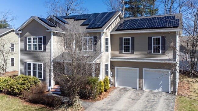 Building Photo - 4 Lowther Pl