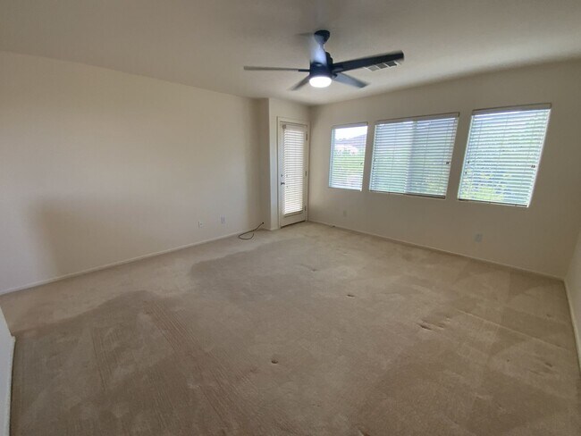 Building Photo - 4 bedrooms and 2.5 bathrooms 2-story home located in Henderson, NV!