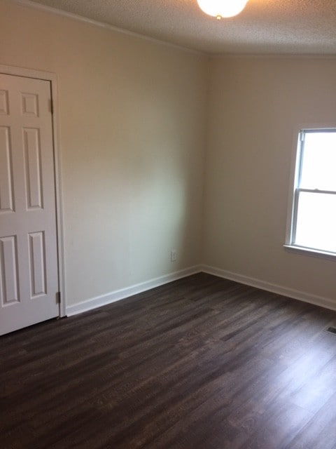 Building Photo - 126 Carlton Dr