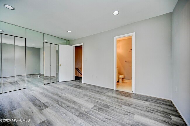 Building Photo - 28 Morgan Pl