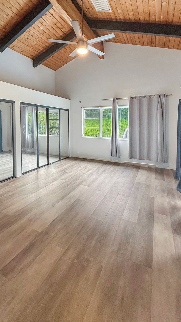 Building Photo - 603 Pila Pl