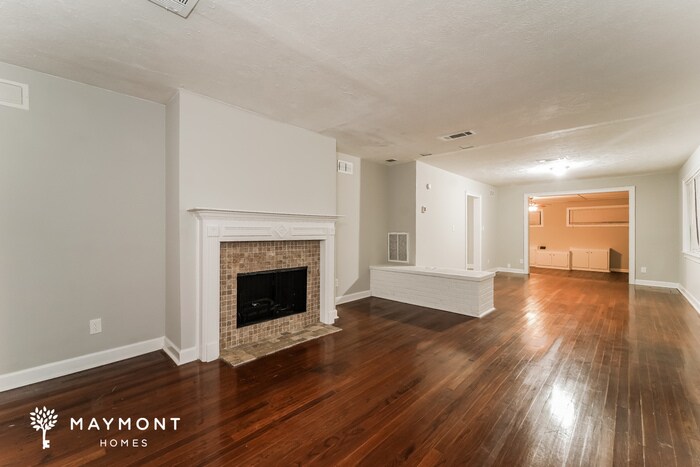 Building Photo - 106 Parkway Dr