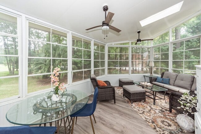 Building Photo - 2105 Williams Veneer Ct