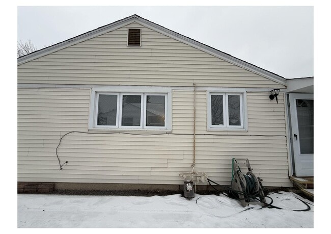 Building Photo - 4129 W 90th St