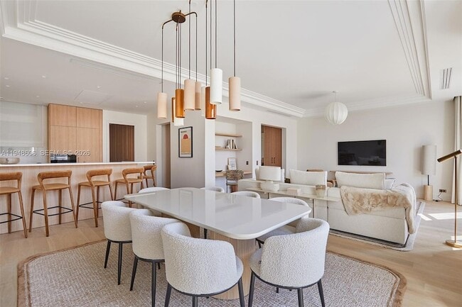 Building Photo - 9 Avenue Frederic Le Play Ave