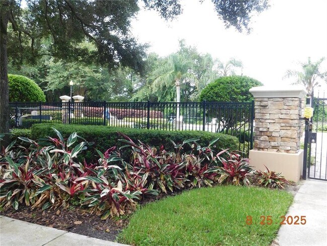 Building Photo - 6100 Stevenson Dr