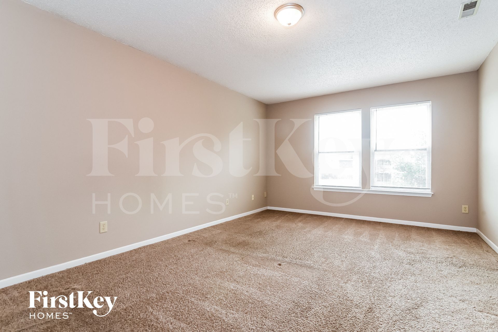 Building Photo - 6601 Black Antler Dr