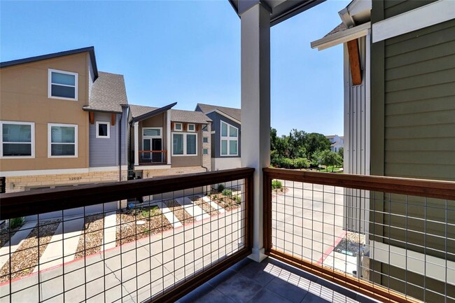 Building Photo - 12606 Red Sparrow St