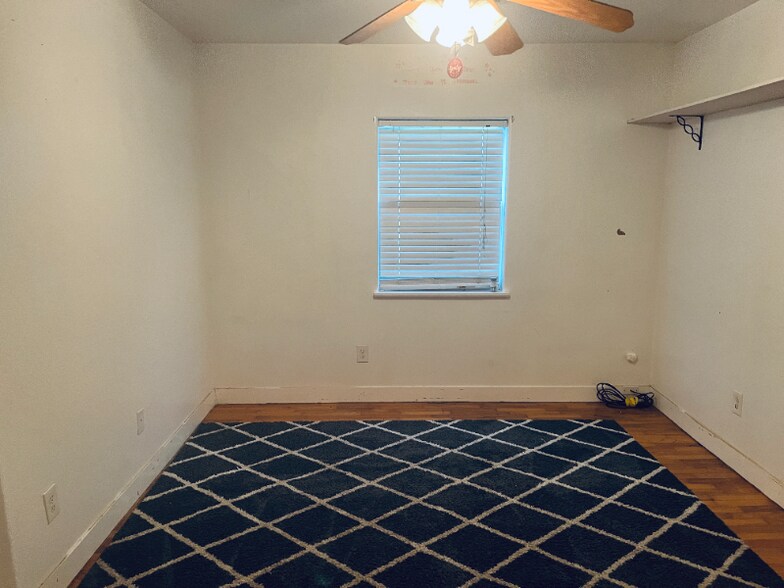 Building Photo - 13600 FM1314