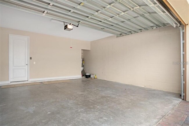 Building Photo - 14151 Millington St