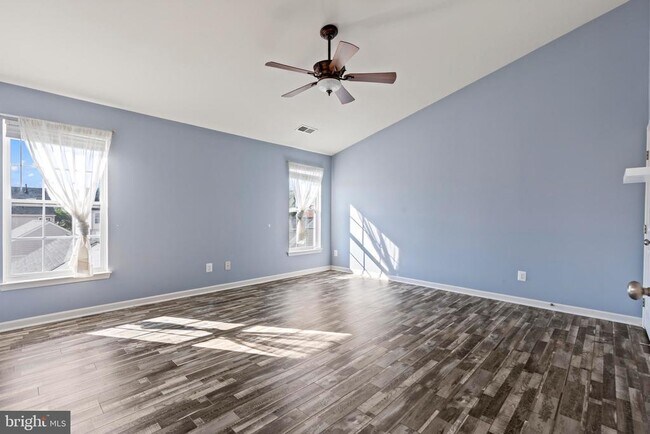 Building Photo - 2460 Five Fathom Cir