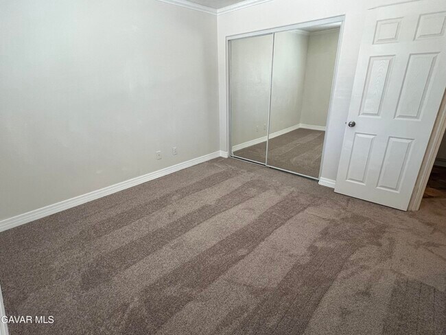 Building Photo - 4564 Jewel Dr