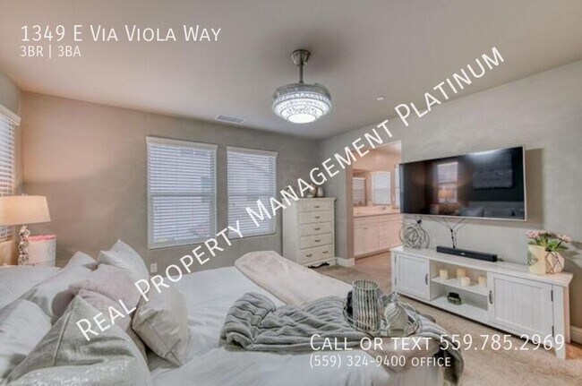 Building Photo - 1349 E Via Viola Way