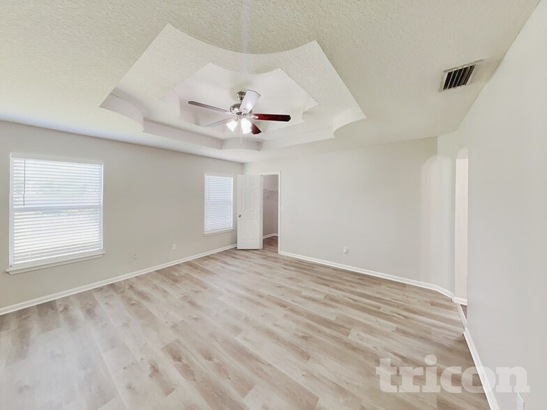 Building Photo - 928 Heritage Lakes Dr