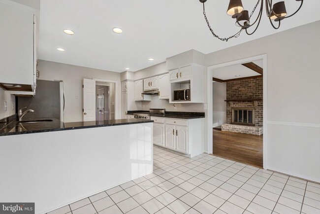 Building Photo - 1215 Delta Glen Ct