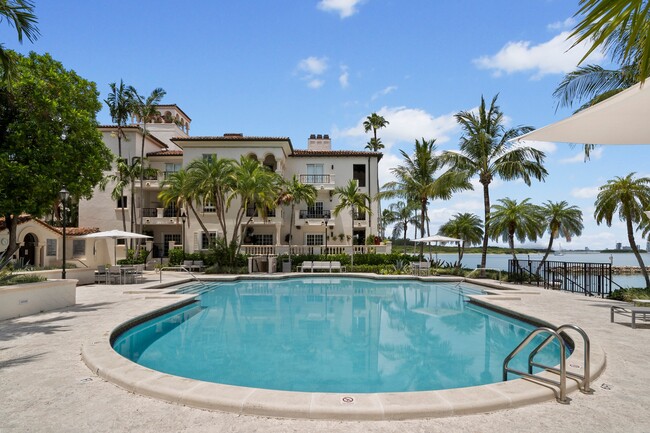 Building Photo - 2442 Fisher Island Dr