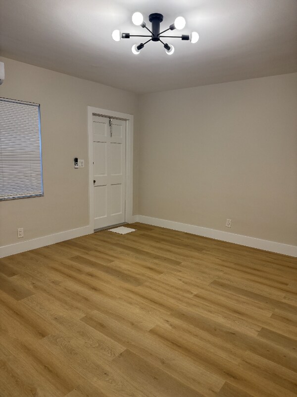 Building Photo - 5410 NE 22nd Terrace